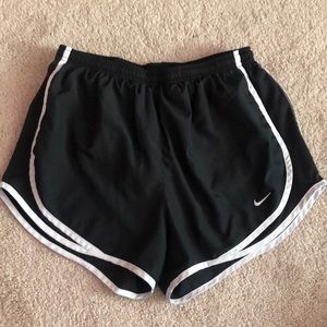 Nike Tempo Short